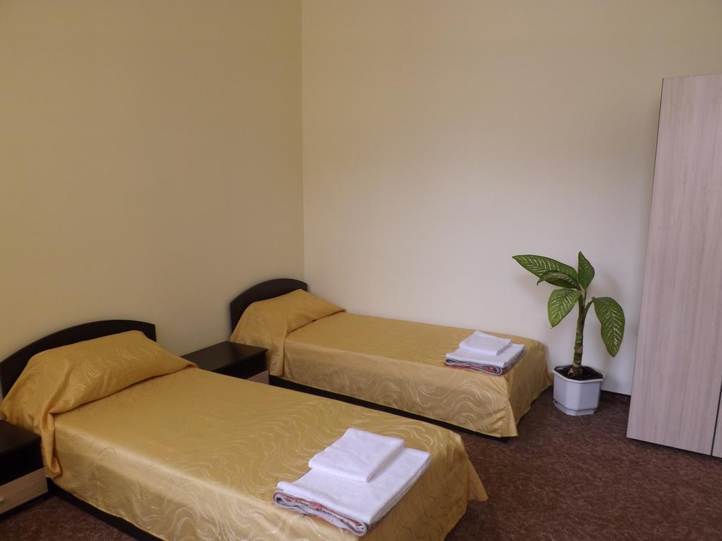 Hostel Rayska Yabalka فارنا الغرفة الصورة