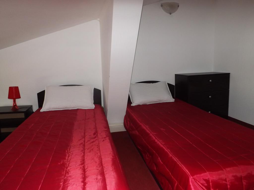 Hostel Rayska Yabalka فارنا الغرفة الصورة